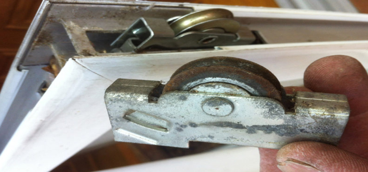 screen door roller repair in San Carlos